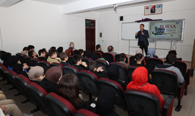 Liseliler, ‘Yaşayan geçmişi ile’ Bursa’yı tanıyor