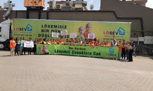 LÖSEV İyilik TIR'ı İnegöl'de