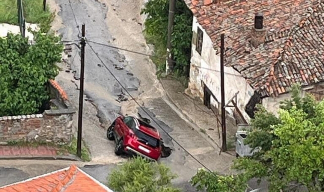 Manisa'da sağanak sele neden oldu