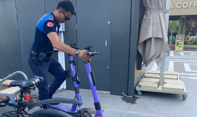 Marmaris’te zabıtadan scooter mesaisi