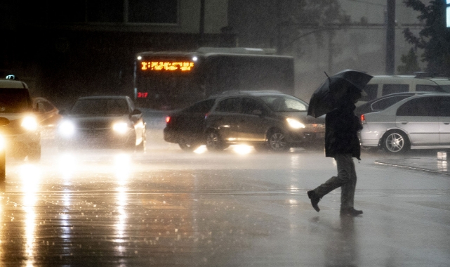 Meteorolojiden gök gürültülü sağanak uyarısı