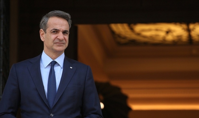 Miçotakis koronavirüse yakalandı