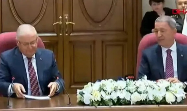 Milli Savunma Bakanlığı'nda devir teslim töreni