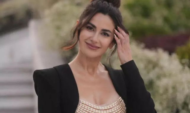 Nesrin Cavadzade'nin düğün şıklığı!