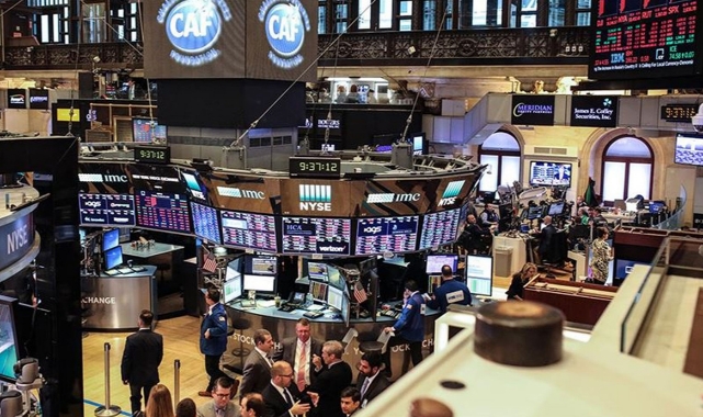 New York borsası, Fed'in faiz kararı sonrası karışık seyirle kapandı