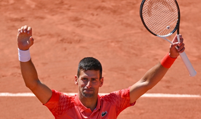 Novak Djokovic zorlanmadan çeyrek finalde