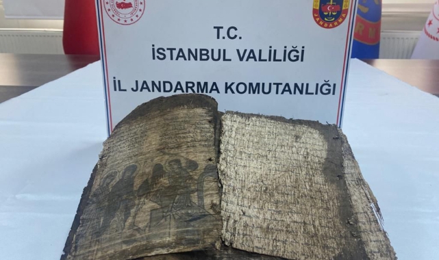 Operasyonda 1100 yıllık İncil ele geçirildi