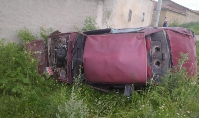 Otomobil takla atarak savruldu: 6 yaralı