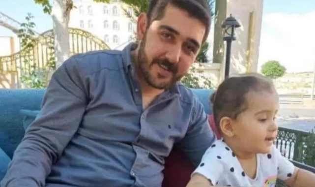Otomobilin çarptığı baba ve 3 yaşındaki kızı öldü
