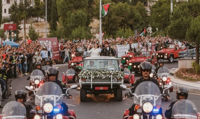 Racva Al Seyf'in düğününde kraliyet aileleri bir araya geldi