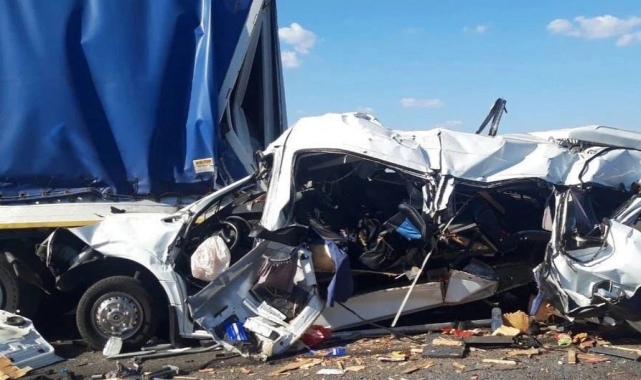 Rusya’da zincirleme kazada 8 kişi ölü 16 yaralı