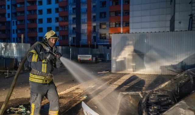 Rusya'dan Kiev’e füze saldırısı: 1’i çocuk 3 ölü