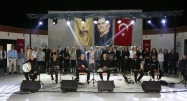 Sahilde konser coşkusu