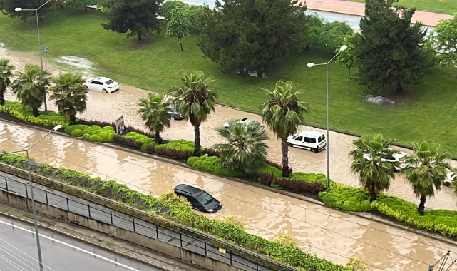 Samsun'u yine sel vurdu