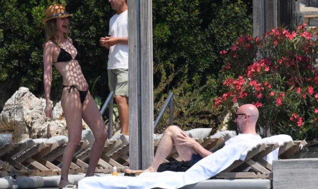 Şener ile Arman, Bodrum'da