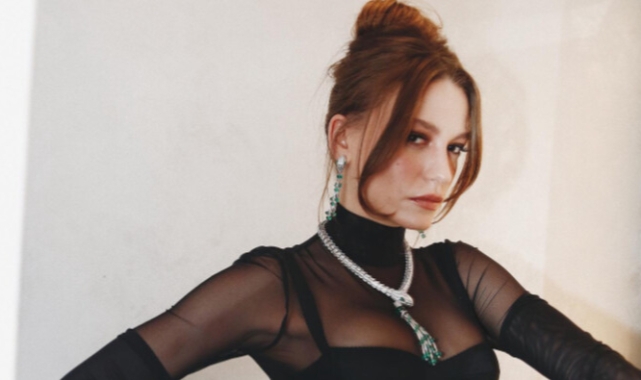 Serenay Sarıkaya tatile doymuyor
