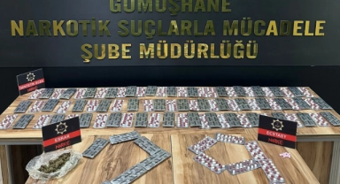 Sırt çantasında uyuşturucu maddesiyle yakalandı