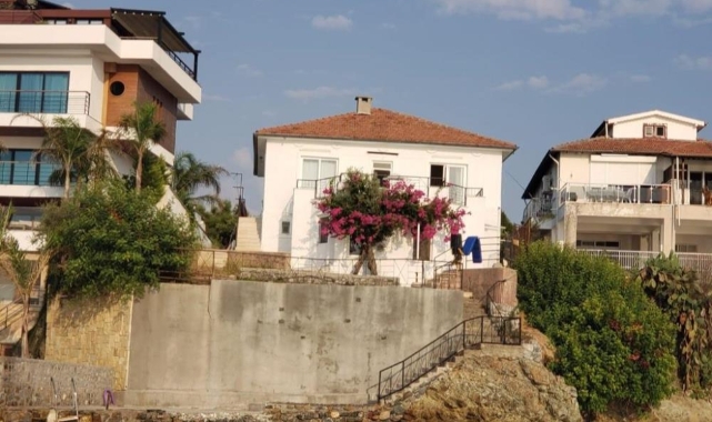 Şövalye Adası’nın ilk evi satılığa çıkarıldı