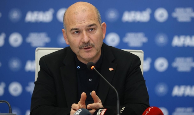 Süleyman Soylu, Ali Yerlikaya'yı tebrik etti