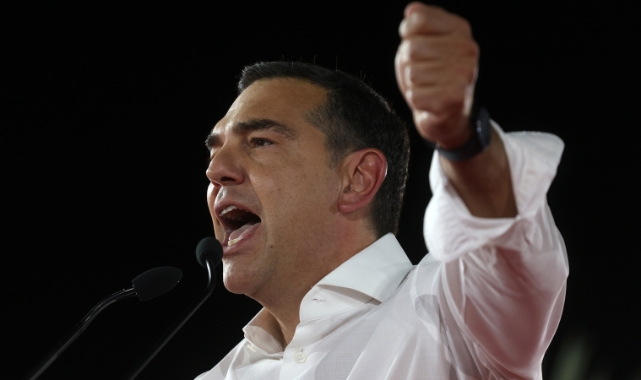 SYRIZA'nın lideri Aleksis Çipras istifa etti