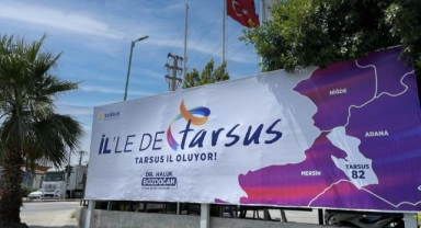 Tarsus Belediyesinden dikkat çekici pankart