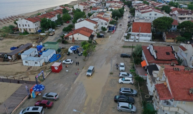 Tatil beldesi Erikli sular altında kaldı