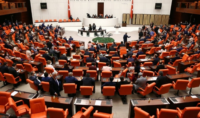 TBMM'de ilk birleşimde tartışma çıktı