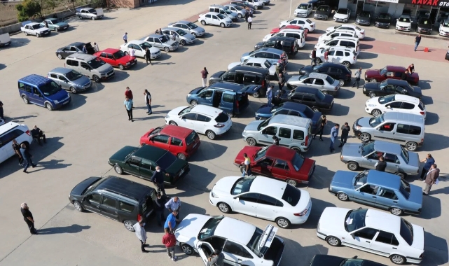 Ticaret Bakanlığı'ndan ikinci el otomobil açıklaması
