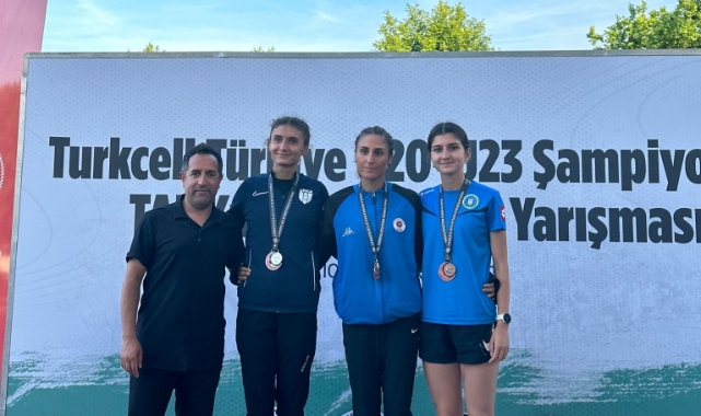 Türkiye Atletizm Şampiyonası'nda madalyaları topladı