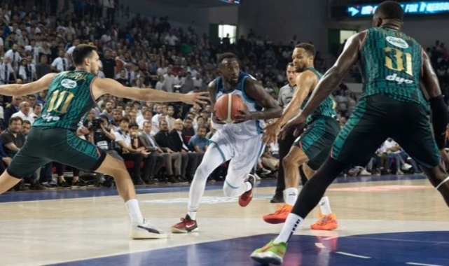 Türkiye Basketbol Süper Ligi'nde play-off heyecanı sürüyor