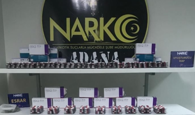 Uyuşturucu tacirlerinin evlerine operasyon