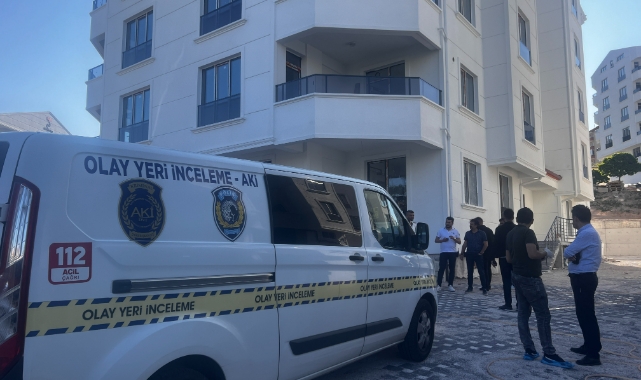 Yeni ev aldığı binanın asansör boşluğunda can verdi