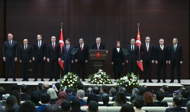 Yeni Kabine'nin ilk toplantısı bugün yapılacak