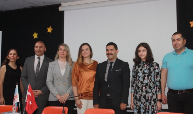 Zeynep Kara, LGS'de Türkiye birincisi oldu