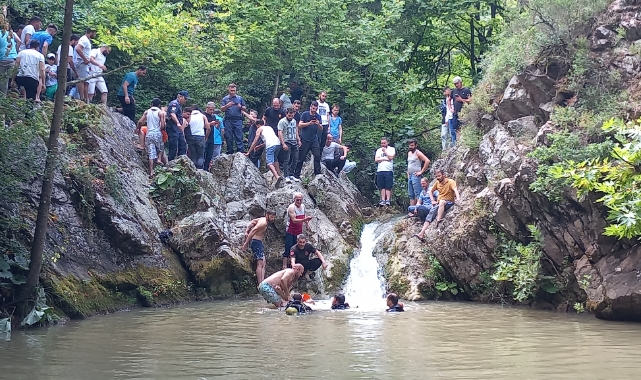 15 yaşındaki çocuk gölette boğuldu