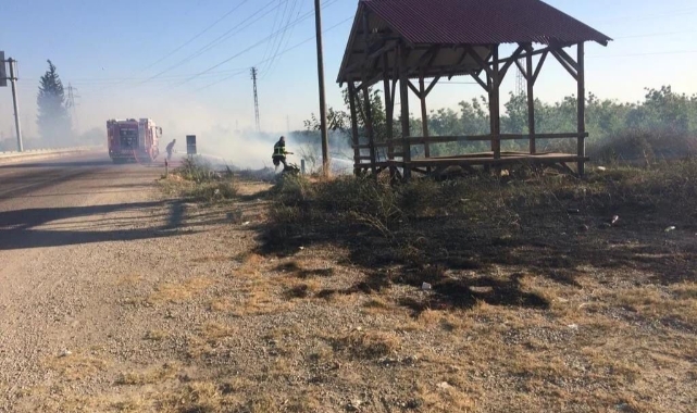 Adana’da otluk alandaki yangın söndürüldü