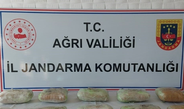 Ağrı’da 10 kilo uyuşturucu ele geçirildi