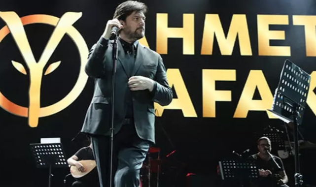 Ahmet Şafak, Kuruçeşme Açıkhava'dan geçti