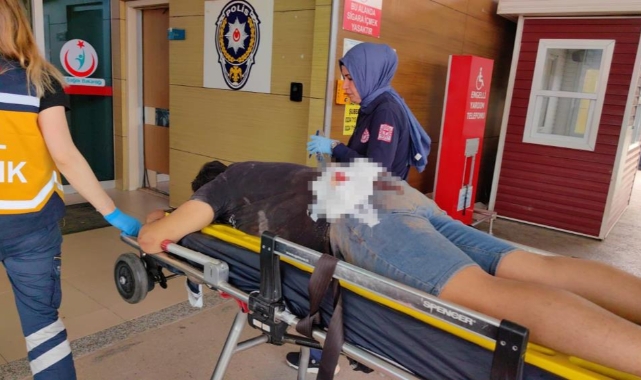 Ahşap parçası kalçasına saplandı