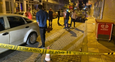 AK Parti'li Belediye Meclis Üyesinin işyeri kurşunlandı