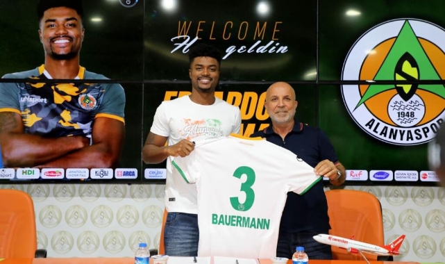 Alanyaspor'a Brezilyalı defans
