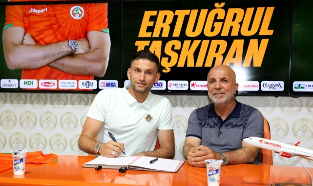 Alanyaspor, file bekçisi Taşkıran'ı kadrosuna kattı