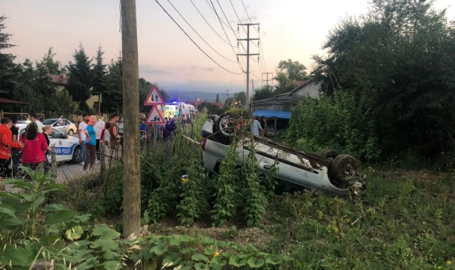 Alkollü sürücü bahçeye daldı