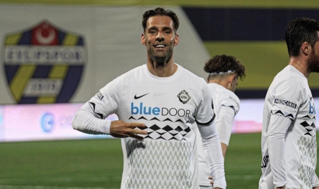 Altay’da ayrılık rüzgarı dinmiyor