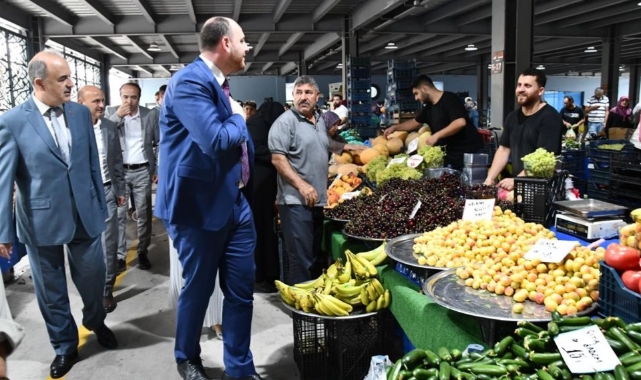 Altınova'da Kapalı Pazaryeri hizmete girdi
