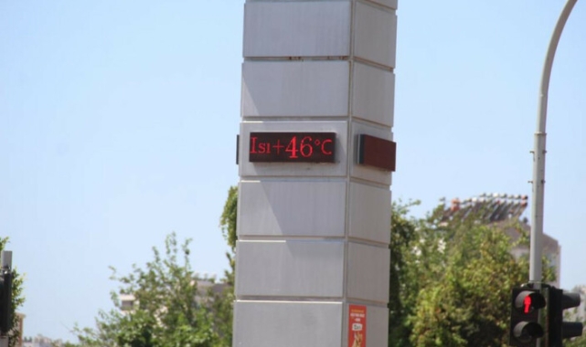 Antalya'da termometreler 46 dereceyi gösterdi.