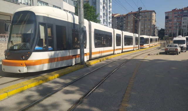 Arızalanan tramvay ulaşımı aksattı