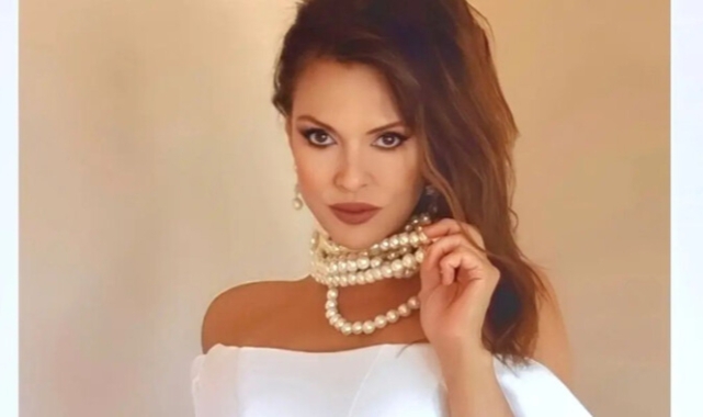Aydan Şener tatile çıktı