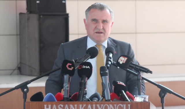 Bakan Bak: "KYK yurtlarında 1 milyon öğrenci hedefimiz var"