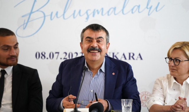 Bakan Tekin: İhtiyaç olmadıkça uzaktan eğitime karşıyım